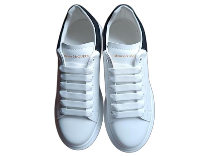 Sneakers Oversize- Alexander Mcqueen- Bianco-Pelle