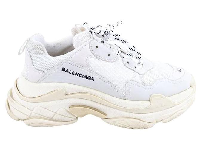 Balenciaga Scarpe da ginnastica Triple S bianche Bianco