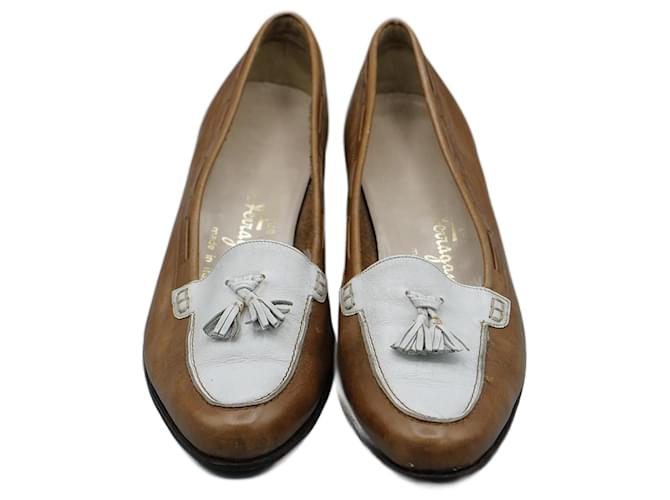 Salvatore Ferragamo Zapatos con Tacon Bajo Cammello