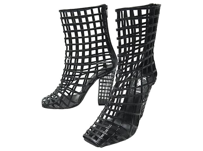 Yves Saint Laurent SAINT LAURENT SCARPE STIVALI CAGE 38 STIVALI IN VERNICE NERA Nero