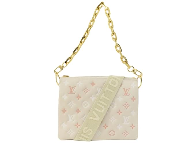 Borsa a mano Coussin PM M22398 di Louis Vuitton