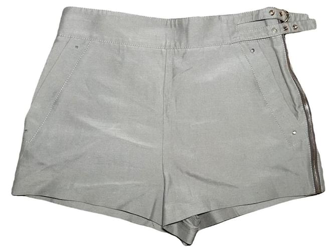 Emilio Pucci Shorts Cachi