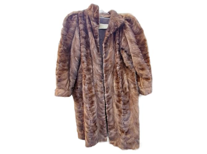 Pelliccia Yves Saint Laurent Marrone