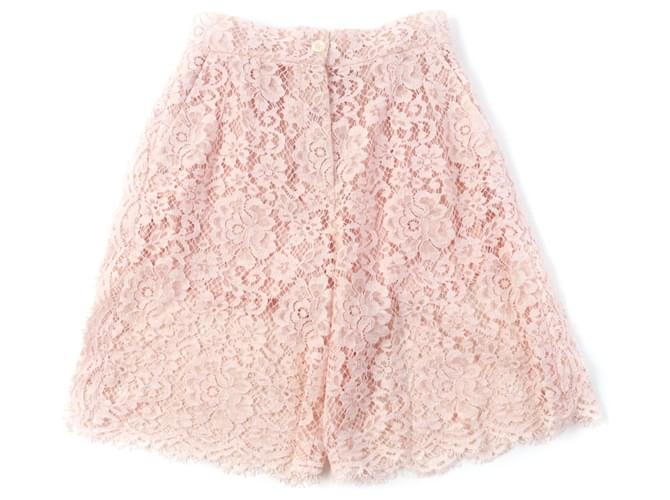 Shorts in pizzo floreale Dolce & Gabbana con sottogonna Rosa
