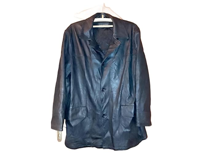 Ventcouvert Cappotto in pelle di agnello nero morbido e oversize fatto in Francia