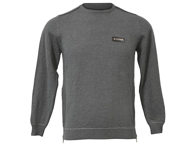 Maglione in lana grigia con patch logo Balmain a collo rotondo Grigio