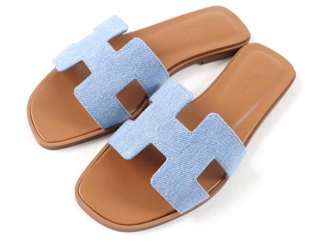 Sandali in pelle denim con motivo H di Hermès Oran Blu