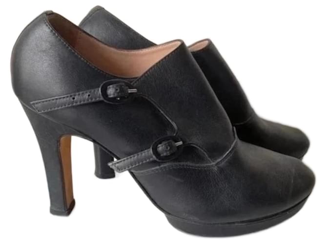 Repetto con tacco in pelle nera Nero