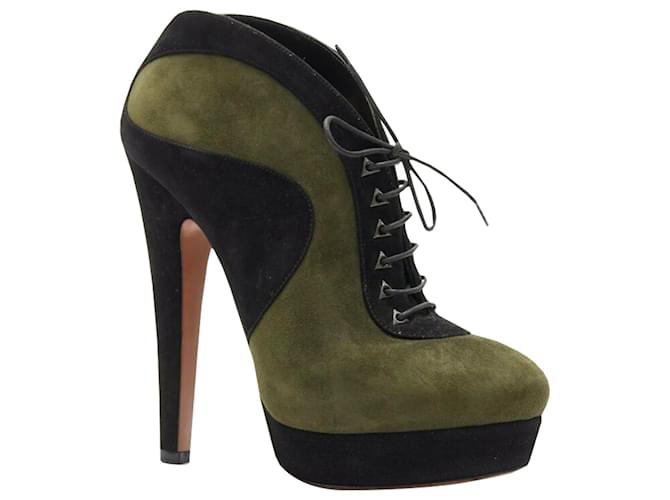 Alaïa Stivaletto con piattaforma in pelle scamosciata Alaia con lacci Nero