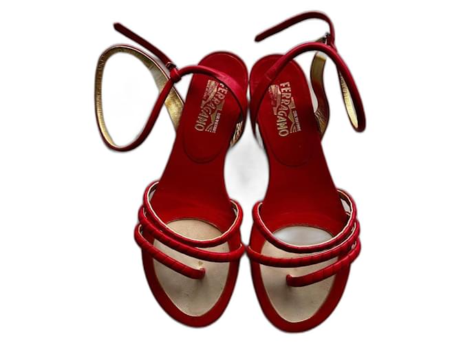 Salvatore Ferragamo Sandali Rosso