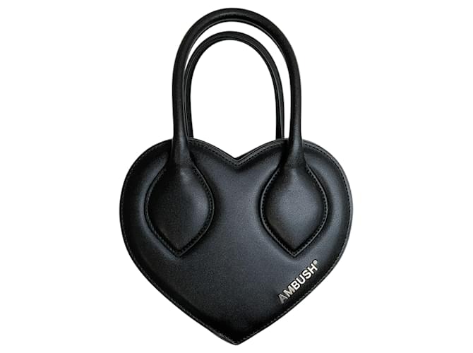 Autre Marque Borsa a cuore in pelle nera Ambush con tracolla in catena argentata Nero