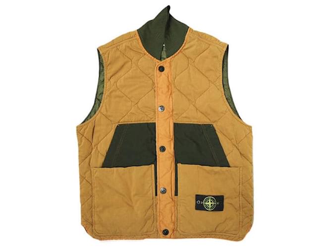 Gilet trapuntato con patch a forma di bussola Stone Island Arancione