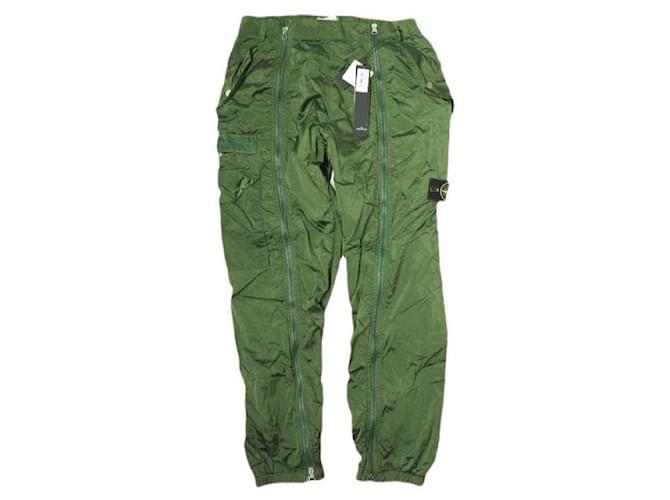 Pantaloni cargo in nylon Stone Island verdi