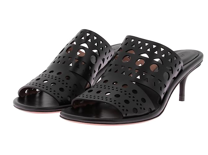 Alaïa Mule e zoccoli ALAIA T.EU 40 Pelle Nero