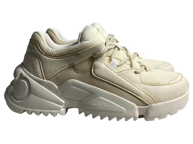 Sneakers Skylar Salvatore Ferragamo in rete crema e suede Bianco Crudo
