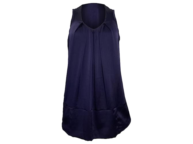 Top senza maniche plissettato in seta blu navy di Brunello Cucinelli