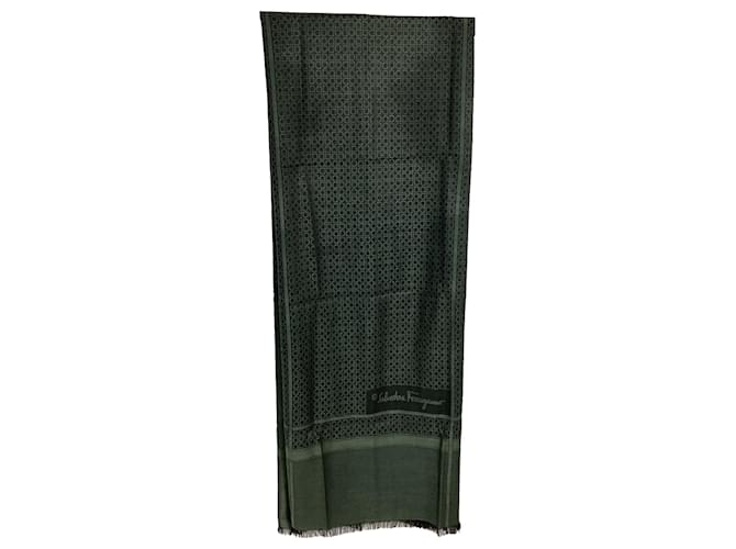 Sciarpa Gancini in lana verde di Salvatore Ferragamo Verde oliva
