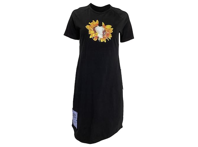 Abito t-shirt stampato con fiori McQ di Alexander McQueen in cotone nero