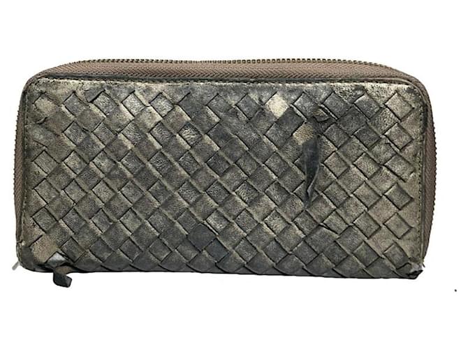 Portafoglio in pelle argentata Intrecciato di Bottega Veneta Argento