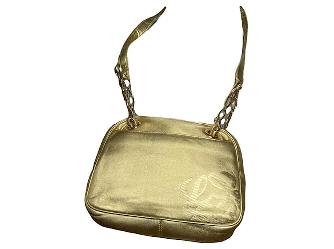 Borsa in pelle dorata Loewe Puzzle D'oro