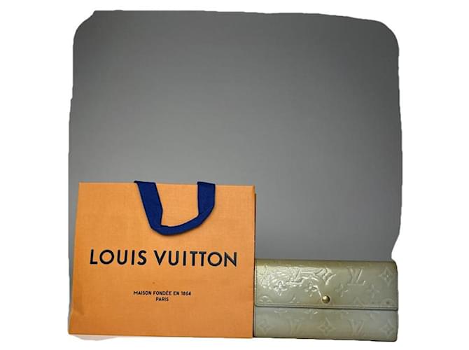 Portafoglio in pelle verde NewWave di Louis Vuitton