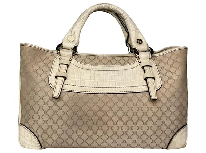 Céline Borsa in pelle bianca Celine Boogie Bianco