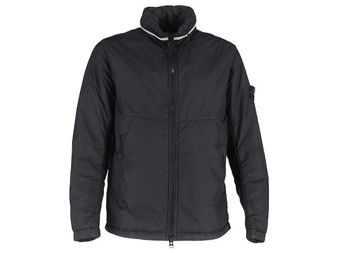 Giacca con cappuccio nascosto Stone Island in nylon nero