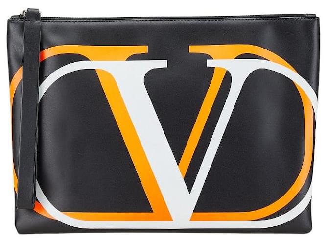 Valentino Garavani Clutch in pelle con logo V di Valentino Nero