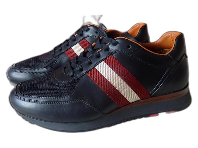 Sneaker in pelle Bally Aston taglia 39.5 UK5.5 | prezzo originale 595€ | scarpe EU40 Nero Rosso Crema