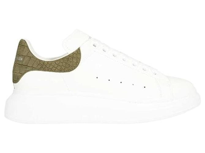 Sneakers oversized in coccodrillo Alexander McQueen Bianco