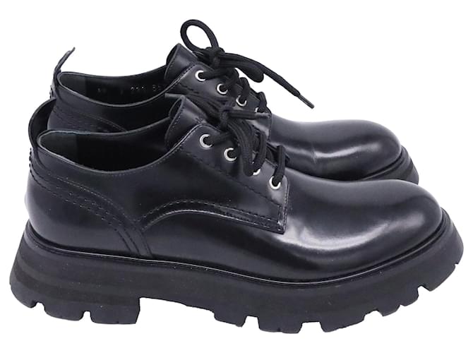 Oxfords in Pelle Nera Wander di Alexander McQueen Nero