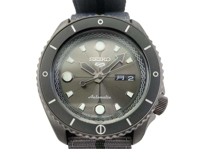 Orologio da Uomo Seiko 5 Collaborazione Naruto & Boruto SBSA097