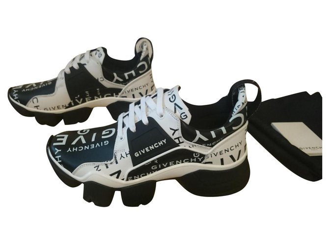 Scarpe da ginnastica Givenchy Jaw, Size 39,5 Nero