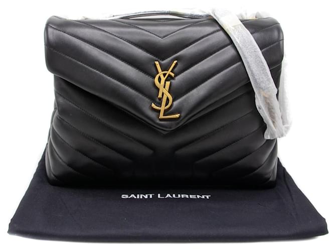 YVES SAINT LAURENT 5026- BORSA LOULOU MEDIA IN PELLE MATELASSÉ A “Y” FERRAMENTA ORO Nero