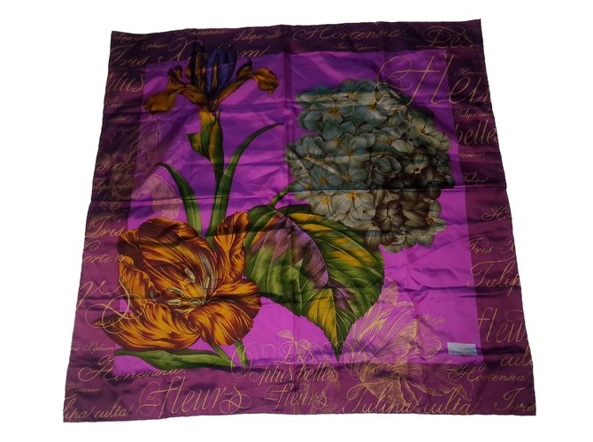 Gianfranco Ferré Sciarpe di seta Multicolore