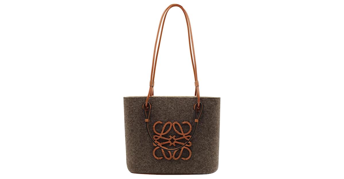 Borsa tote Loewe Anagram Square Basket in feltro di lana marrone