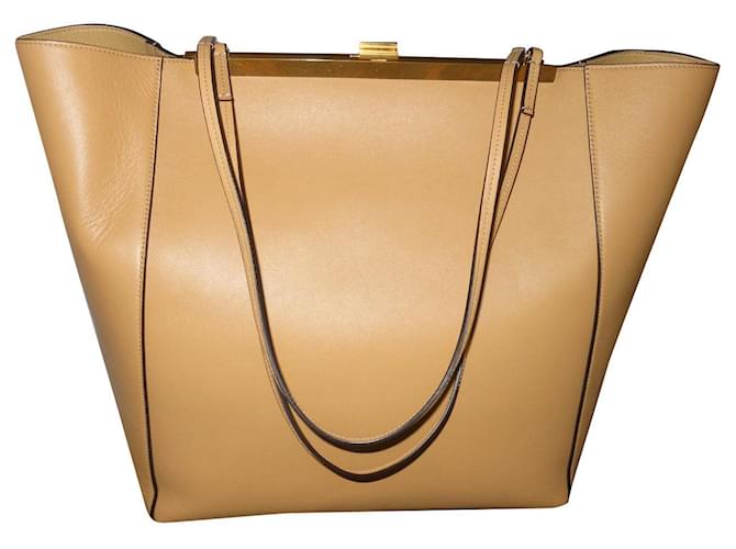 Phantom Céline Cabas Clasp Bag Beige