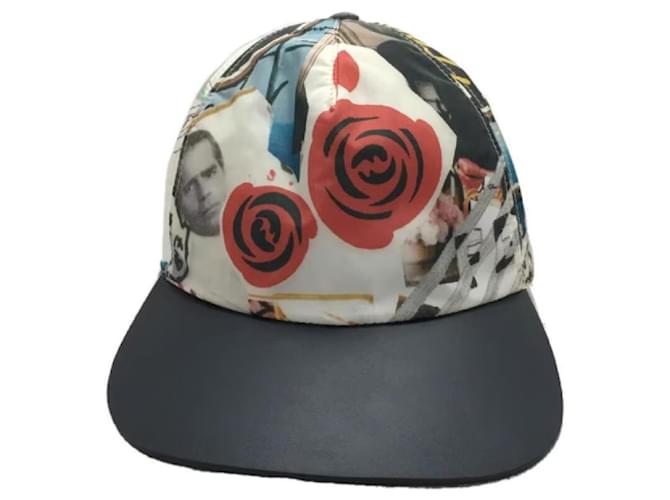 **Cappuccio floreale multicolore Fendi