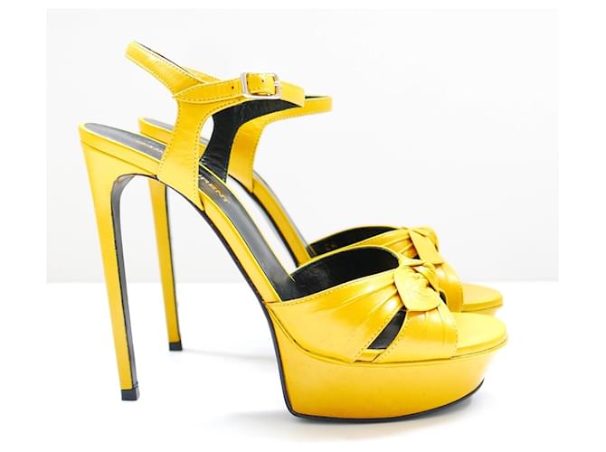 Sandali Saint Laurent Bianca con plateau e fiocco giallo