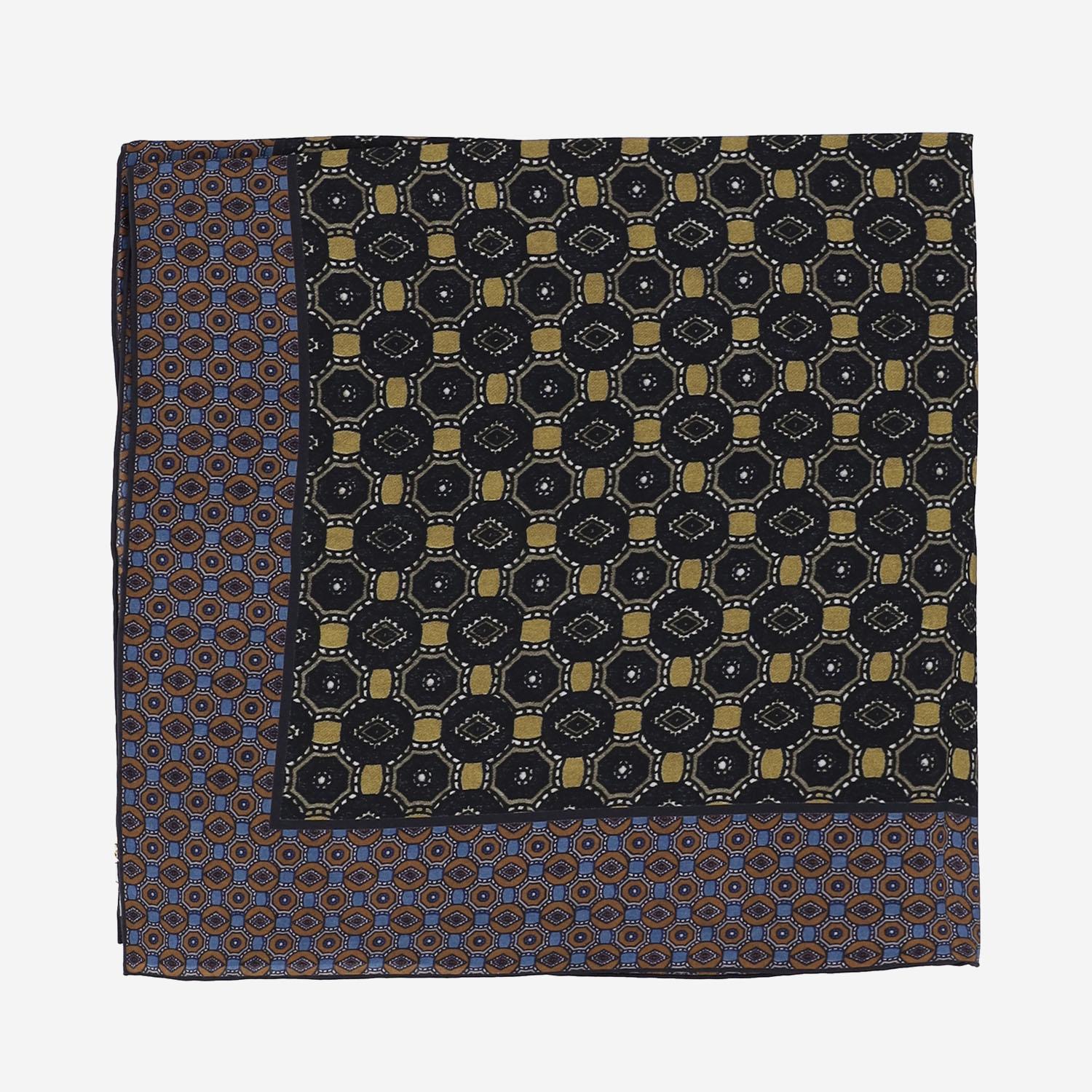 FOULARD IN SETA CON MOTIVO GEOMETRICO