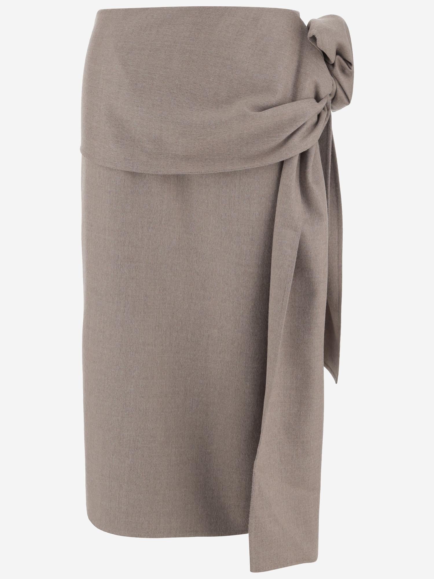 GONNA INCROCIATA IN LANA CON NODO